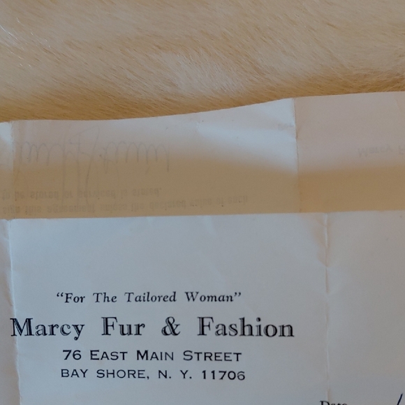 Cream,white Mink Coat. Floral Embroidered Lining . Vintage Gorgeous - Picture 13 of 16